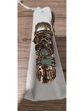 Free People Ring Set